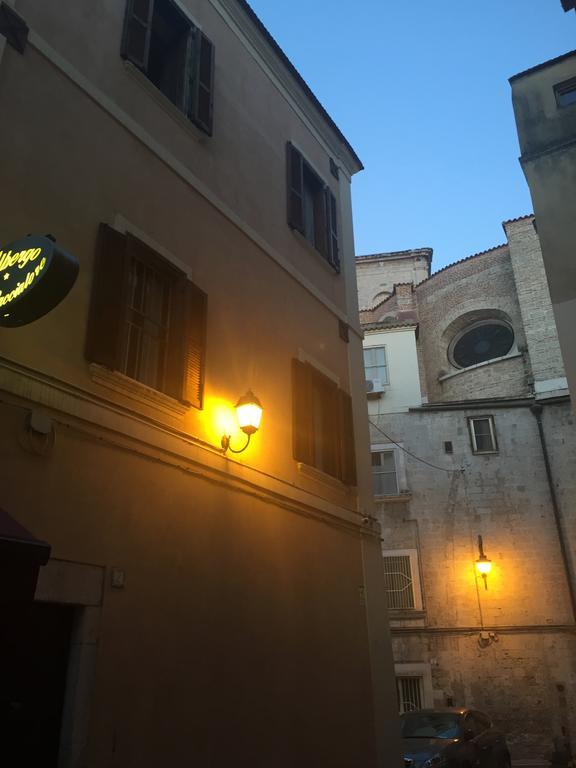 Albergo Ristorante Del Cacciatore Foggia Ngoại thất bức ảnh